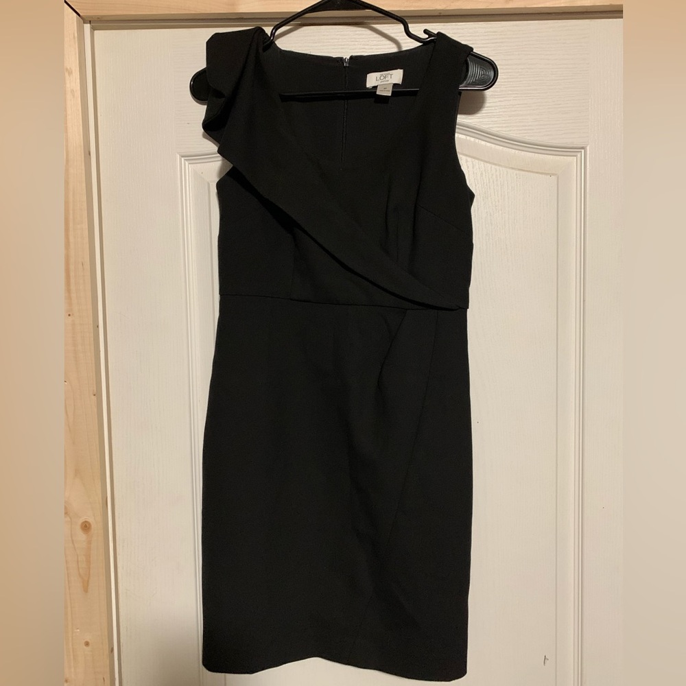 Black Ann Taylor Loft dress size 2p (petite)